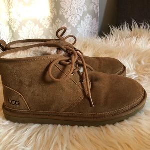 UGG Neumel